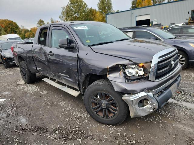 5TFUM5F1XBX025095 - 2011 TOYOTA TUNDRA DOUBLE CAB SR5 GRAY photo 4