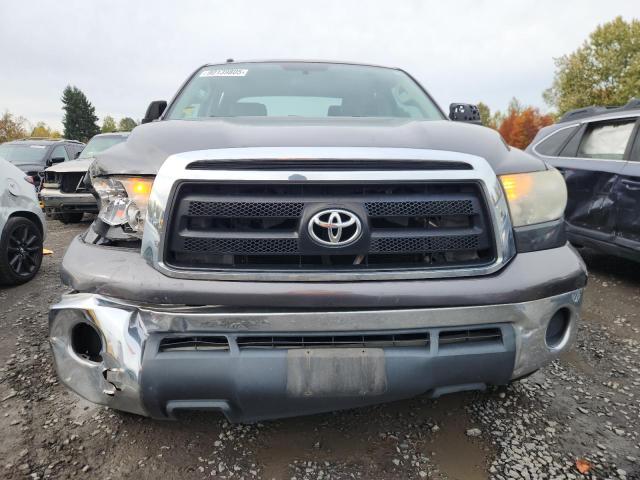 5TFUM5F1XBX025095 - 2011 TOYOTA TUNDRA DOUBLE CAB SR5 GRAY photo 5