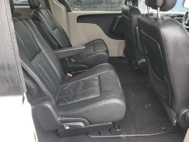 2C4RC1BG5GR141659 - 2016 CHRYSLER TOWN & COU TOURING WHITE photo 11