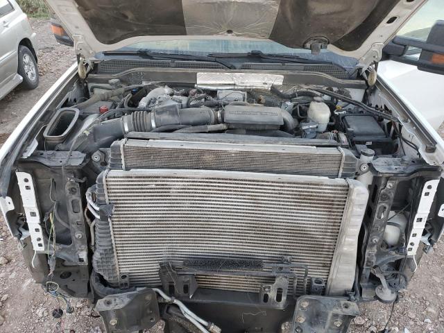 1GC5KYCY3HZ198855 - 2017 CHEVROLET SILVERADO K3500 WHITE photo 11