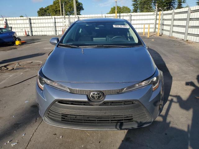5YFB4MDE6PP036110 - 2023 TOYOTA COROLLA LE رمادي صورة 5