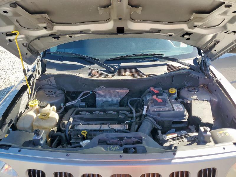 1C4NJPBA3GD548059 - 2016 JEEP PATRIOT SPORT Silber Foto 12