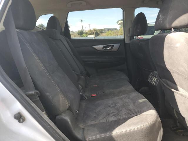KNMAT2MT2GP727069 - 2016 NISSAN ROGUE S SILVER photo 11