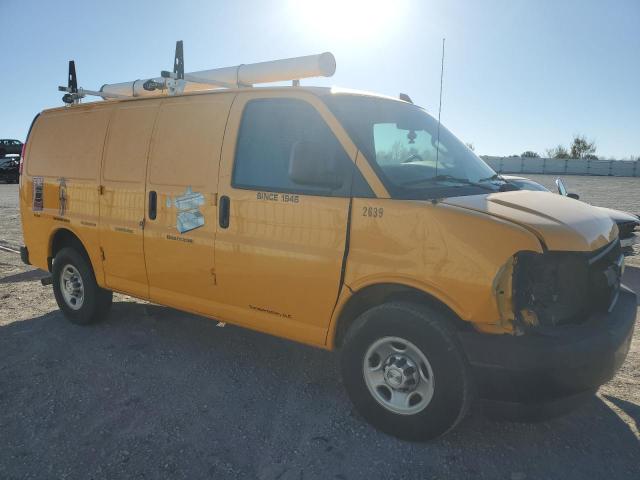 1GCWGAFP3K1262639 - 2019 CHEVROLET EXPRESS G2 黄色 照片 4