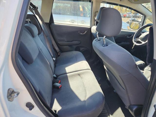 JHMGE8H39DC049682 - 2013 HONDA FIT თეთრი ფოტო 10