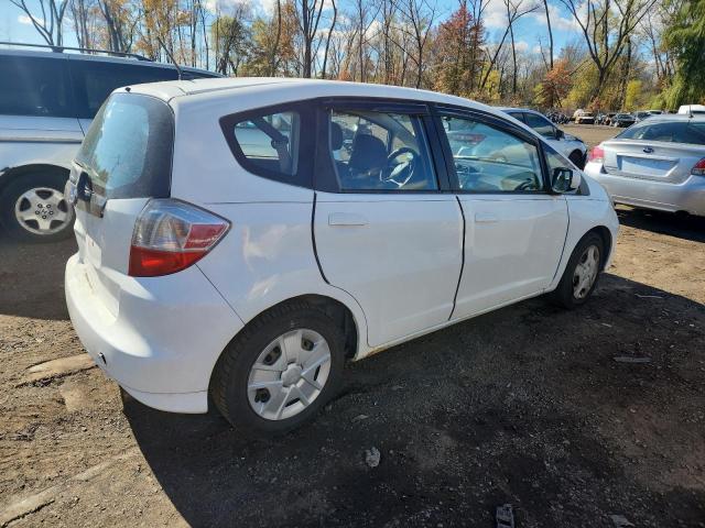 JHMGE8H39DC049682 - 2013 HONDA FIT თეთრი ფოტო 3