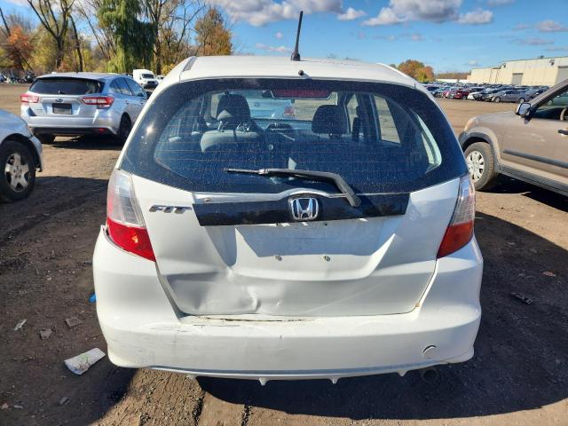 JHMGE8H39DC049682 - 2013 HONDA FIT თეთრი ფოტო 6