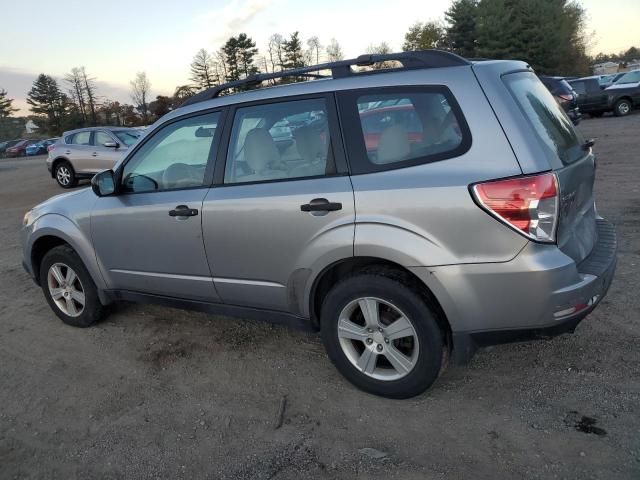 JF2SHBBC0BH728217 - 2011 SUBARU FORESTER 2.5X ვერცხლისფერი ფოტო 2