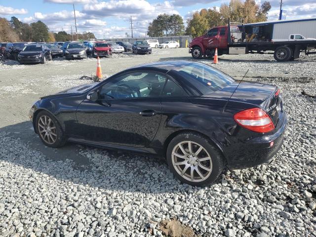 WDBWK56F05F037999 - 2005 MERCEDES-BENZ SLK 350 BLACK photo 2