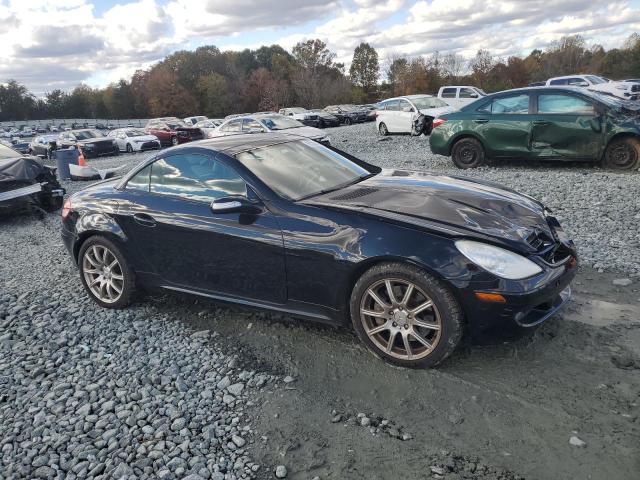 WDBWK56F05F037999 - 2005 MERCEDES-BENZ SLK 350 BLACK photo 4