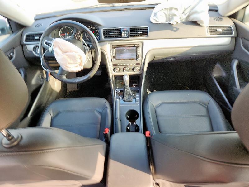 1VWAT7A37FC112926 - 2015 VOLKSWAGEN PASSAT S 银色 照片 8