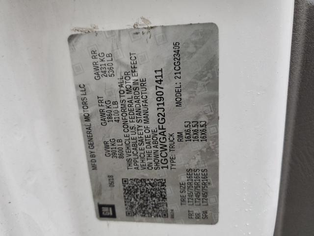 1GCWGAFG2J1907411 - 2018 CHEVROLET EXPRESS G2 WHITE photo 13