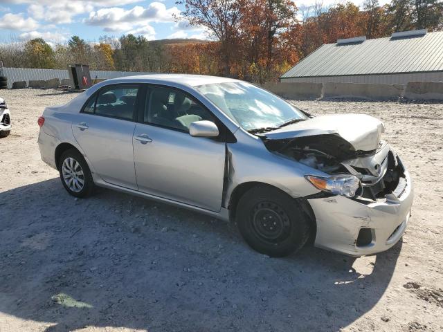 2T1BU4EE8CC855810 - 2012 TOYOTA COROLLA BASE SILVER photo 4