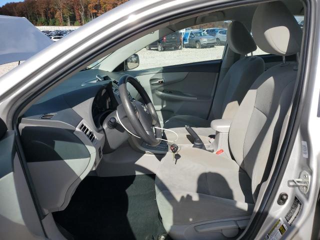 2T1BU4EE8CC855810 - 2012 TOYOTA COROLLA BASE SILVER photo 7
