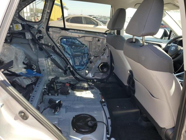 2T3P1RFV2MC250314 - 2021 TOYOTA RAV4 XLE 银色 照片 10