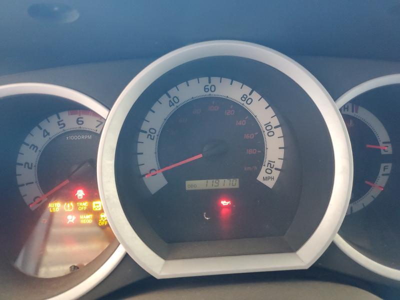 3TMJU4GN4EM173574 - 2014 TOYOTA TACOMA DOUBLE CAB PRERUNNER SILVER photo 9