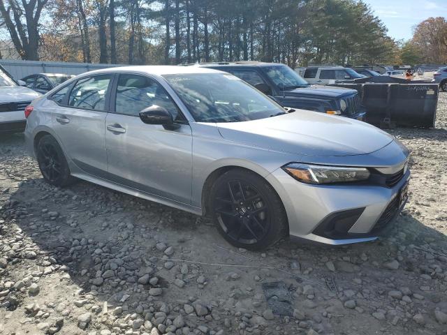 2HGFE2F52RH527364 - 2024 HONDA CIVIC SPORT 银色 照片 4
