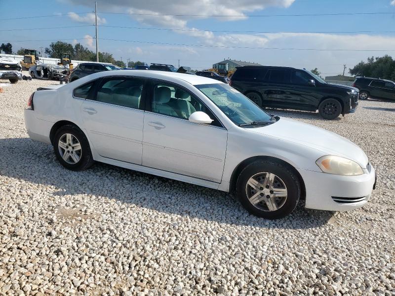 2G1WA5EN3A1230462 - 2010 CHEVROLET IMPALA LS WHITE photo 4