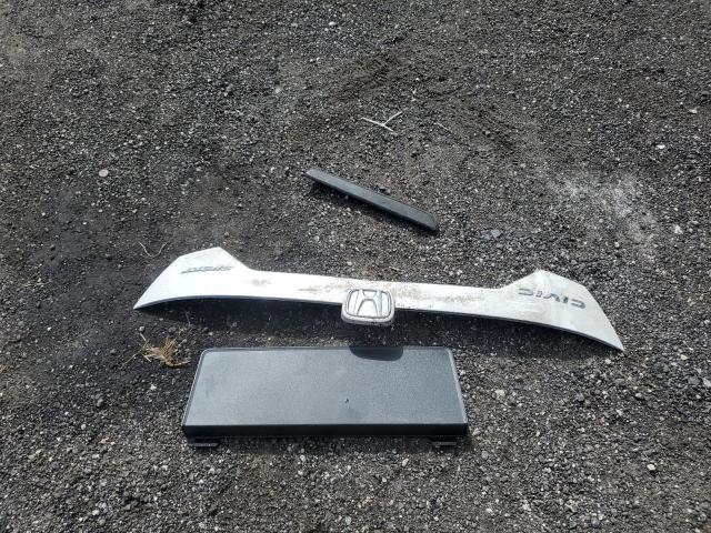 2HGFC2F88KH507593 - 2019 HONDA CIVIC SPORT WHITE photo 12