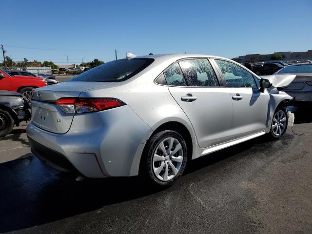 5YFB4MDEXSP268623 - 2025 TOYOTA COROLLA LE SILVER photo 3