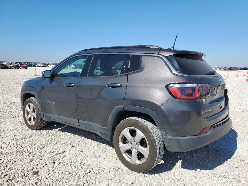 3C4NJDBB1KT812454 - 2019 JEEP COMPASS LATITUDE رمادي صورة 2
