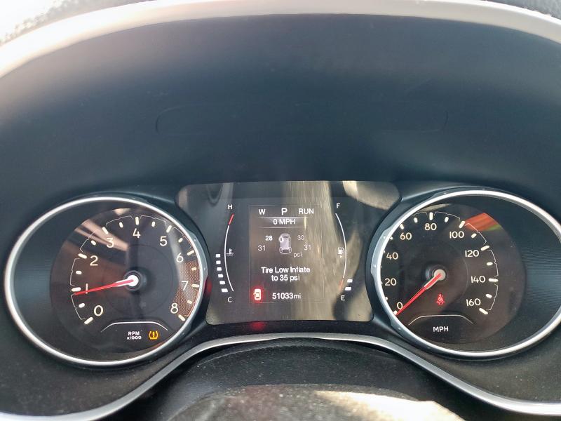 3C4NJDBB1KT812454 - 2019 JEEP COMPASS LATITUDE رمادي صورة 9