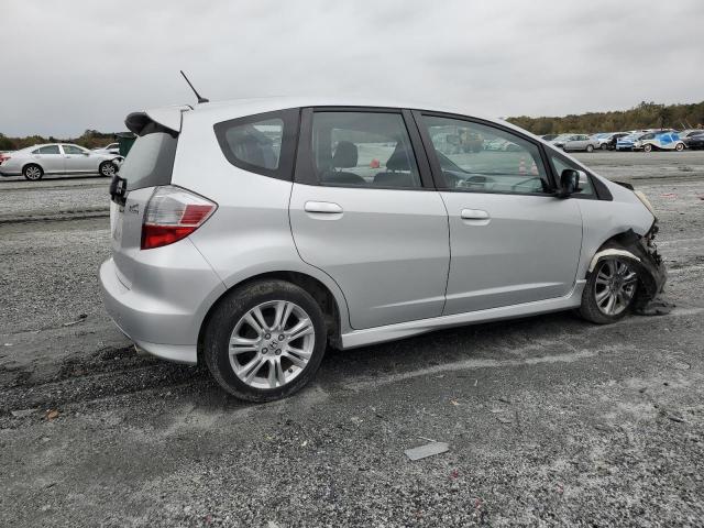 JHMGE8H57BC002973 - 2011 HONDA FIT SPORT SILVER photo 3