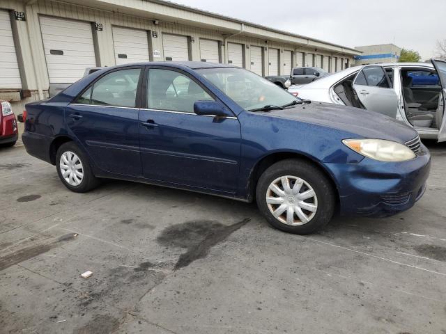 4T1BE32K85U100062 - 2005 TOYOTA CAMRY LE BLUE photo 4