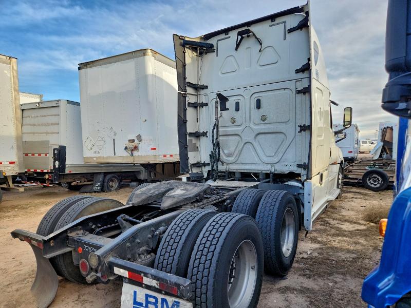 3AKJHHDR0JSJJ0791 - 2018 FREIGHTLINER CASCADIA 1 Biały zdjęcie 4