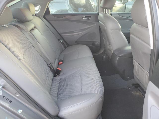 5NPEC4AC3DH768335 - 2013 HYUNDAI SONATA SE SILVER photo 10