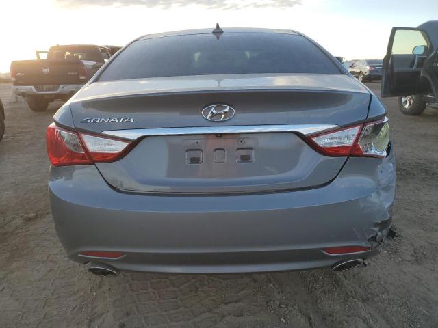 5NPEC4AC3DH768335 - 2013 HYUNDAI SONATA SE SILVER photo 6