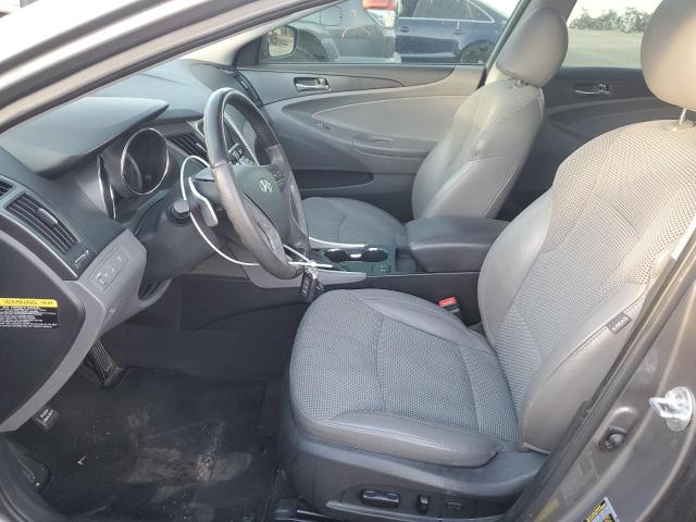 5NPEC4AC3DH768335 - 2013 HYUNDAI SONATA SE SILVER photo 7