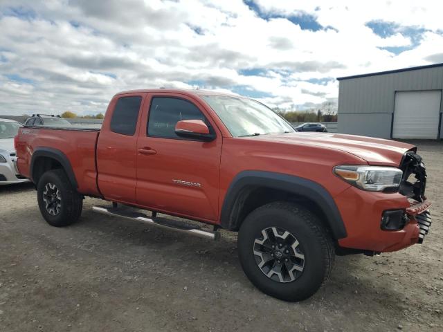 5TFSZ5ANXGX008677 - 2016 TOYOTA TACOMA ACCESS CAB ORANGE photo 4