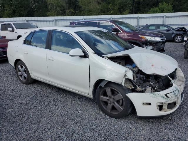 3VWRM71KX8M198239 - 2008 VOLKSWAGEN JETTA SE WHITE photo 4