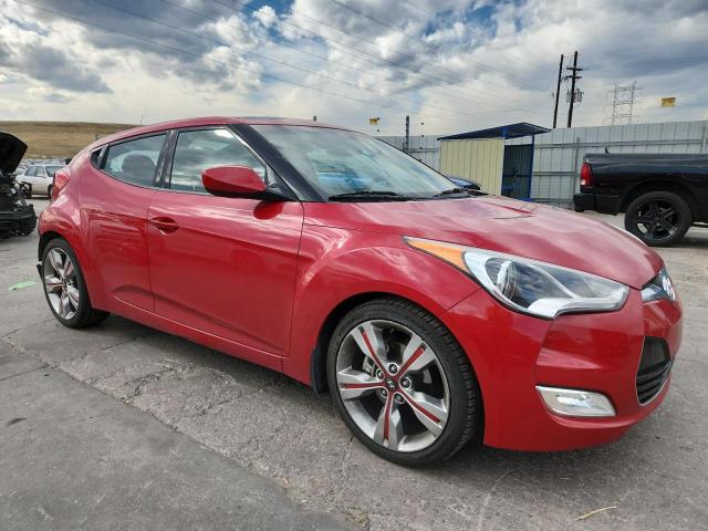 KMHTC6AD1CU028343 - 2012 HYUNDAI VELOSTER RED photo 4