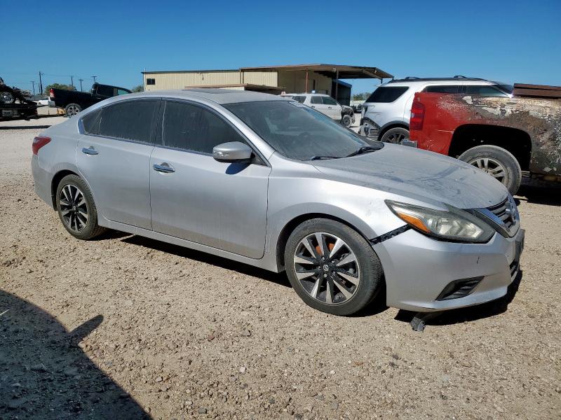 1N4AL3APXJC226013 - 2018 NISSAN ALTIMA 2.5 Silber Foto 4