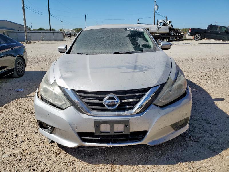1N4AL3APXJC226013 - 2018 NISSAN ALTIMA 2.5 Silber Foto 5