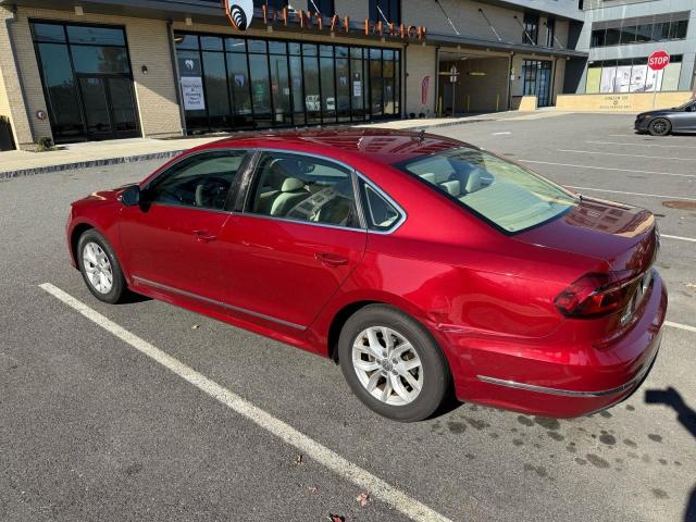 1VWAT7A37HC003790 - 2017 VOLKSWAGEN PASSAT S წითელი ფოტო 3