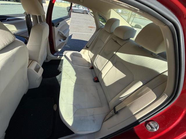 1VWAT7A37HC003790 - 2017 VOLKSWAGEN PASSAT S წითელი ფოტო 6