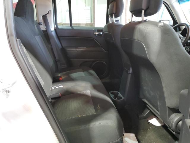 1C4NJPBA4HD149954 - 2017 JEEP PATRIOT SPORT Weiß Foto 11