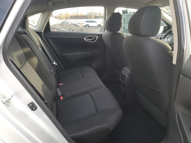 3N1AB7AP0KY235660 - 2019 NISSAN SENTRA S Silber Foto 10