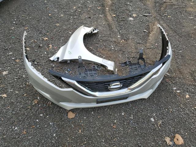 3N1AB7AP0KY235660 - 2019 NISSAN SENTRA S Silber Foto 12