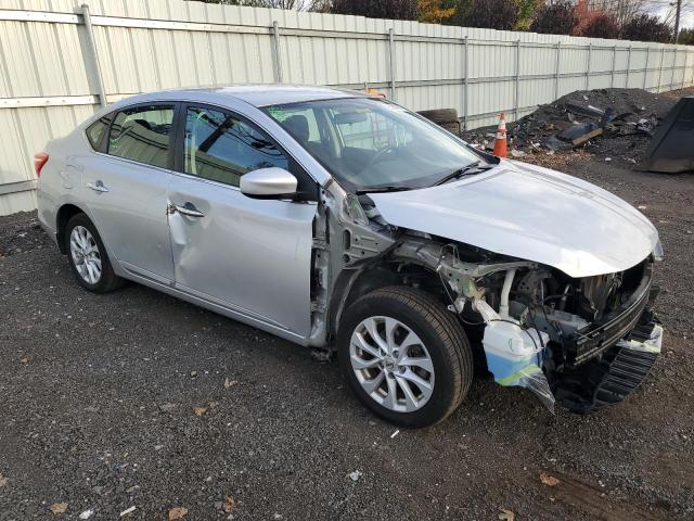 3N1AB7AP0KY235660 - 2019 NISSAN SENTRA S Silber Foto 4