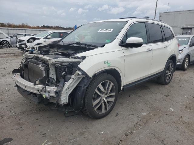 2017 HONDA PILOT TOURING, 