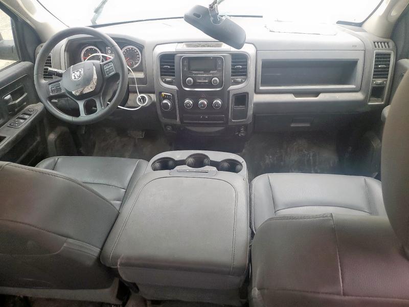 1C6RR6FG1KS690635 - 2019 RAM 1500 CLASS TRADESMAN Белый фото 8