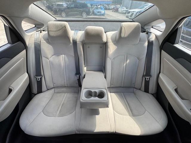 5NPE34AF6JH599143 - 2018 HYUNDAI SONATA SPORT Argent photo 10