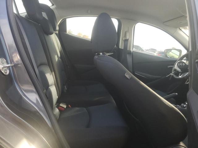 3MYDLBZV5GY138945 - 2016 TOYOTA SCION IA GRAY photo 10