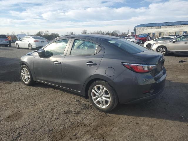 3MYDLBZV5GY138945 - 2016 TOYOTA SCION IA GRAY photo 2