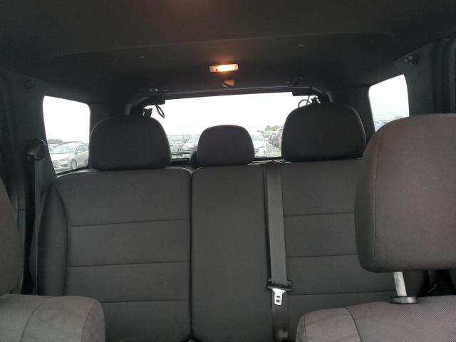 1FMCU0DGXBKC42810 - 2011 FORD ESCAPE XLT SILVER photo 10