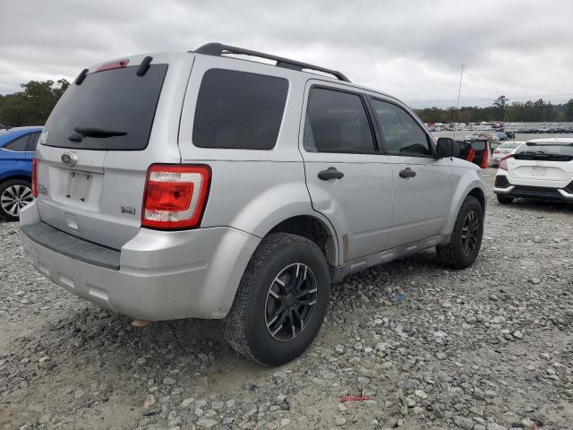 1FMCU0DGXBKC42810 - 2011 FORD ESCAPE XLT SILVER photo 3
